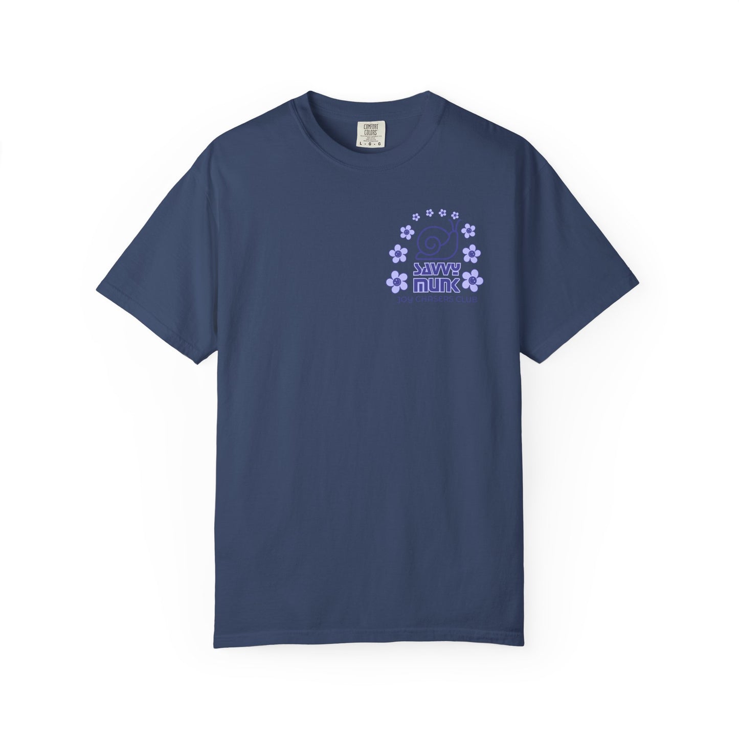 Savvy Munk - Otis under Flower Bow - Unisex T-Shirt