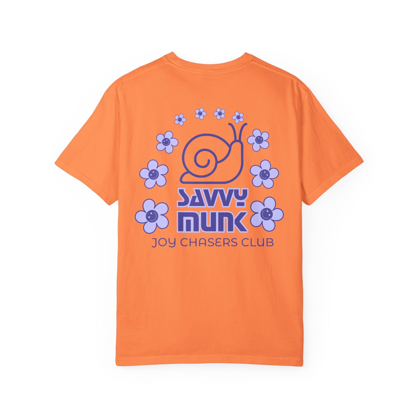 Savvy Munk - Otis under Flower Bow - Unisex T-Shirt