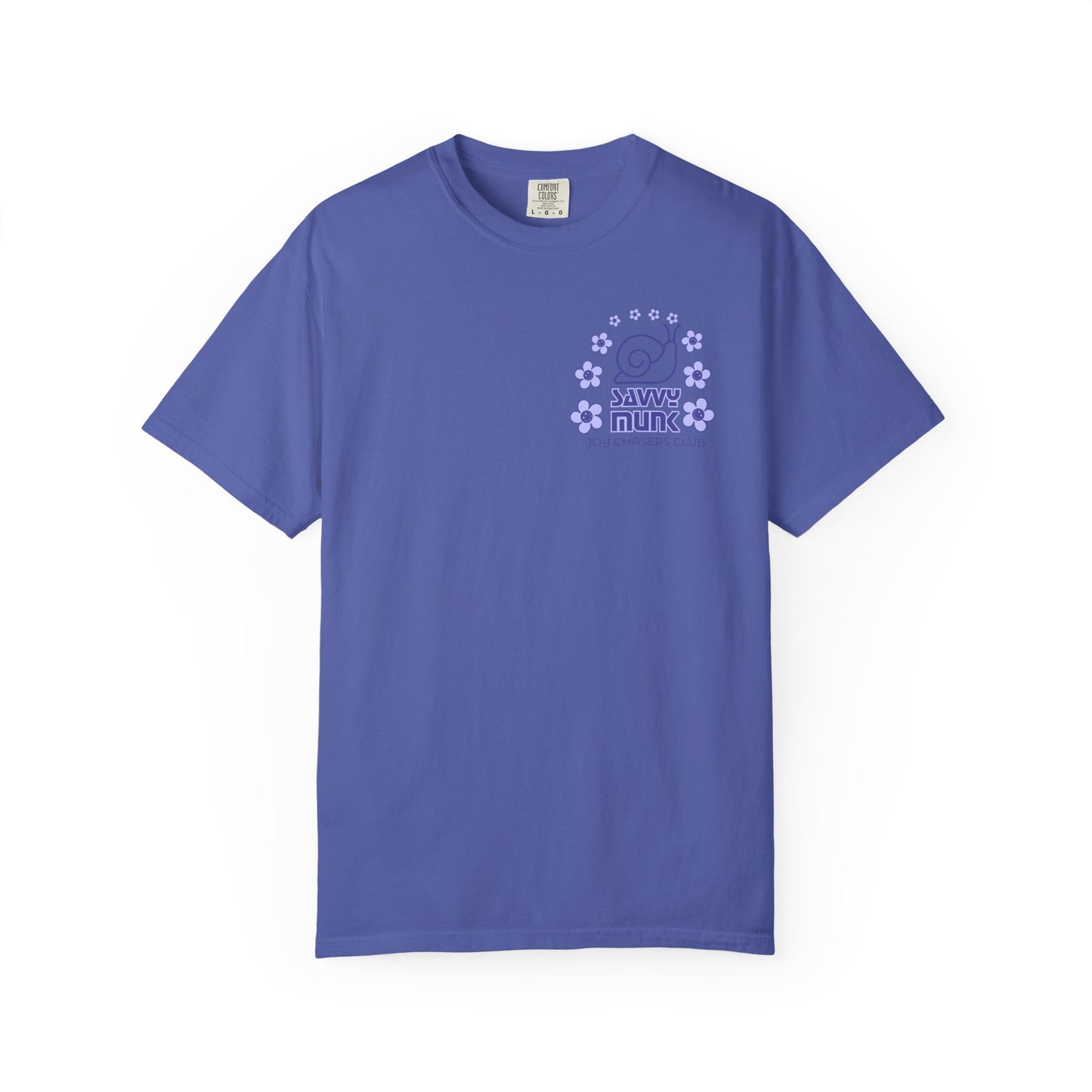 Savvy Munk - Otis under Flower Bow - Unisex T-Shirt