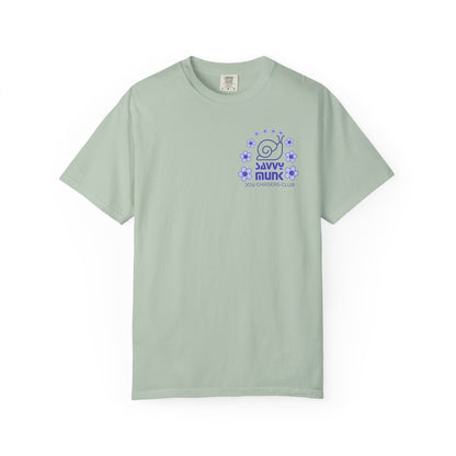 Savvy Munk - Otis under Flower Bow - Unisex T-Shirt