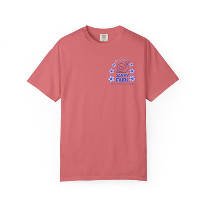 Savvy Munk - Otis under Flower Bow - Unisex T-Shirt