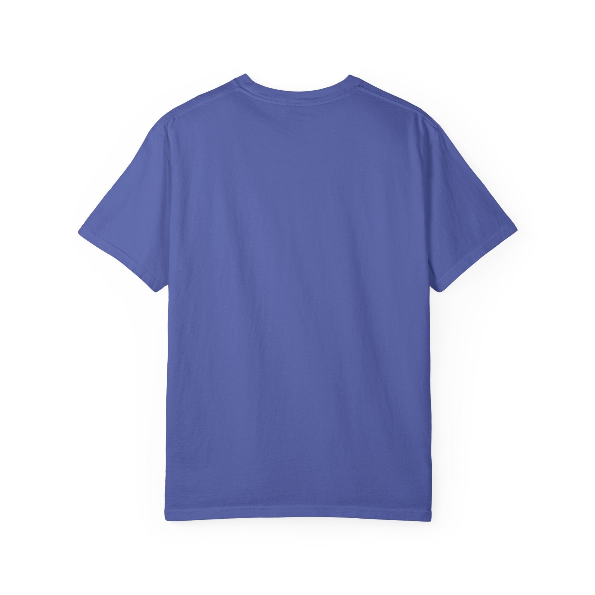 Savvy Munk Snail Graphic Unisex T-Shirt - Comfortable Casual Wear for Lovers of Unique Designs